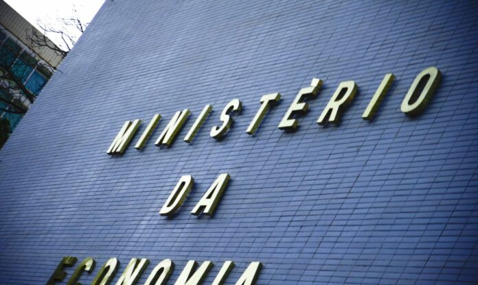 Fachada do Ministério da economia na Esplanada dos Ministérios