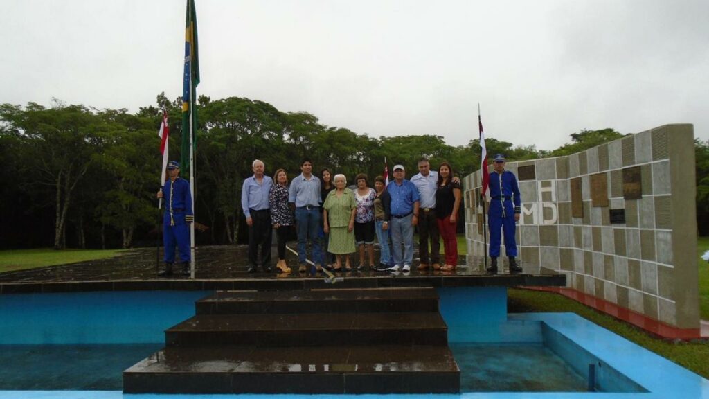 'Em busca do túmulo de Antonio João', por José Tibiriça Ferreira Martins