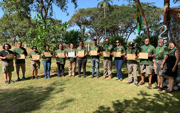 Grupo Escoteiro Laranja Doce comemora 25 anos com acampamento e homenagens Grupo Escoteiro Laranja Doce comemora 25 anos com acampamento e homenagens