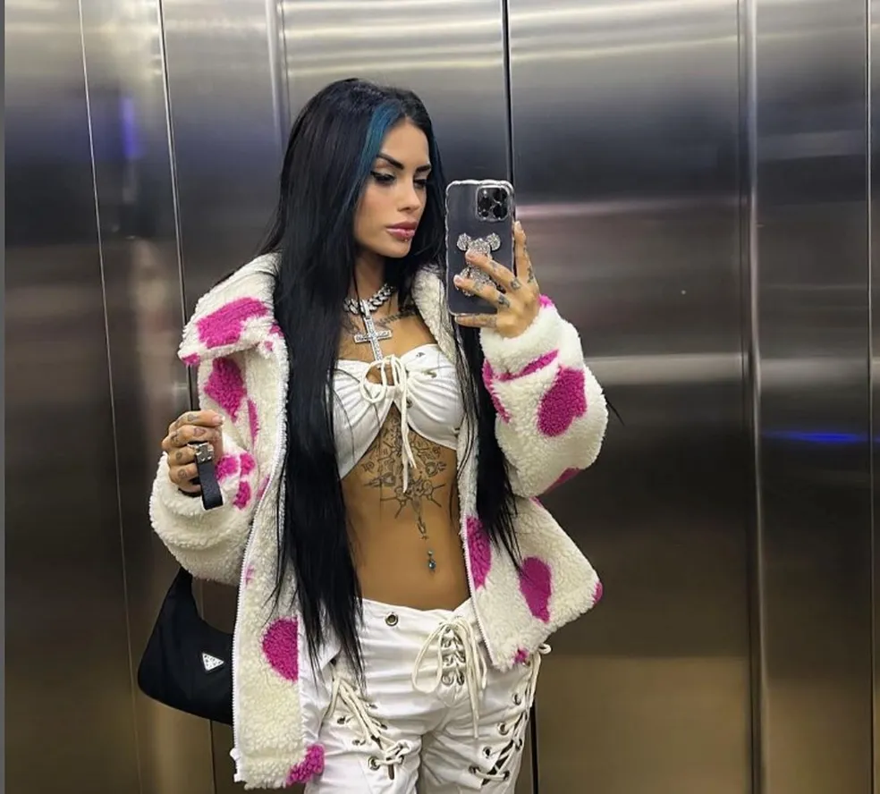 Thomaz Costa, acusado de violência doméstica, diz que foi vítima de relacionamento abusivo com Tati Zaqui, e que ela mesma provocou marcas roxas Thomaz Costa, acusado de violência doméstica, diz que foi vítima de relacionamento abusivo com Tati Zaqui, e que ela mesma provocou marcas roxas