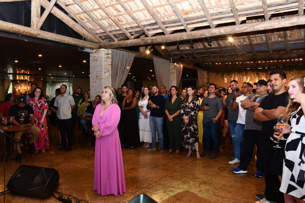 A festa: o destino parece conspirar a favor de Lia Nogueira na política
