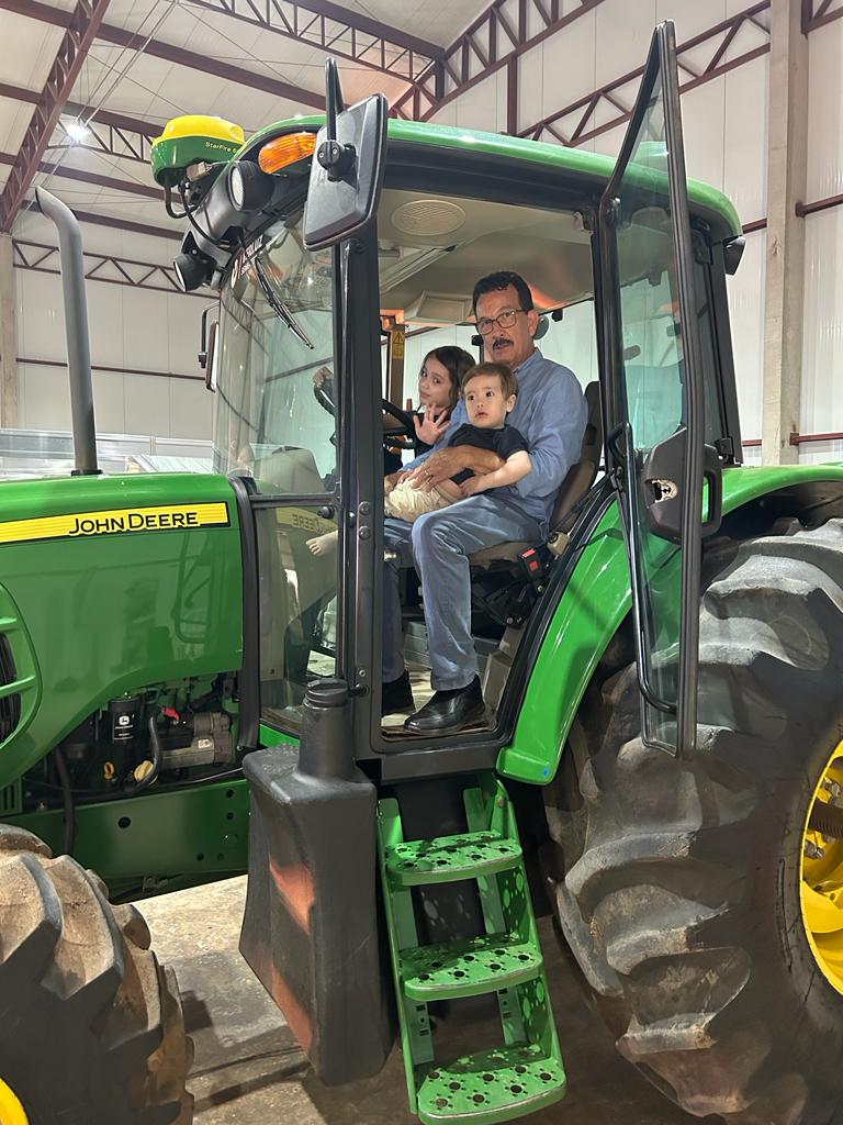 Dourados: Câmara de Vereadores homenageia o engenheiro agrônomo Maurício Peralta Dourados: Câmara de Vereadores homenageia o engenheiro agrônomo Maurício Peralta