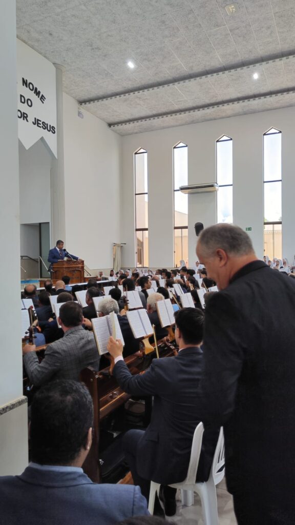 Mais de 400 músicos se reúnem em Caarapó no ensaio regional da Congregação Cristã no Brasil (CCB)
