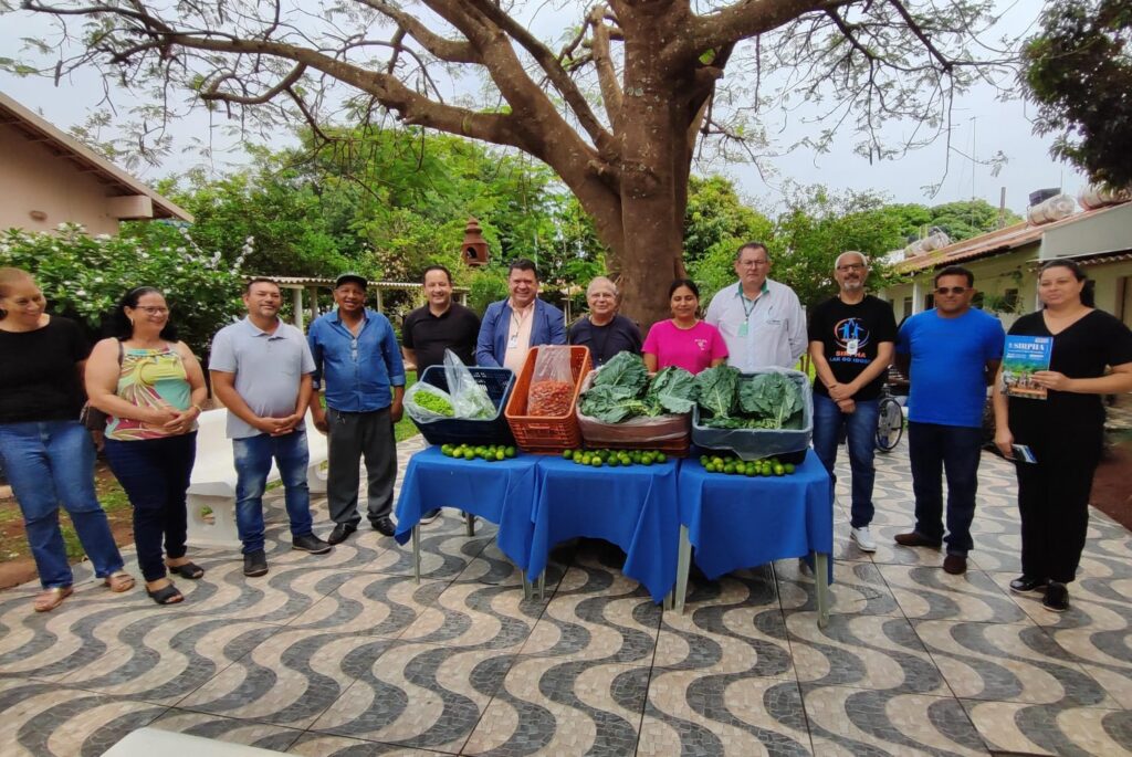 SEAF-Semadesc entrega produtos da agricultura familiar ao Sirpha Lar do Idoso SEAF-Semadesc entrega produtos da agricultura familiar ao Sirpha Lar do Idoso