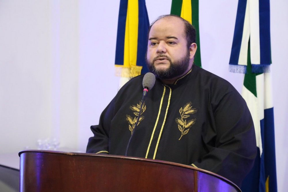 Em noite memorável, com discurso em versos, ALBD empossa novos membros Em noite memorável, com discurso em versos, ALBD empossa novos membros
