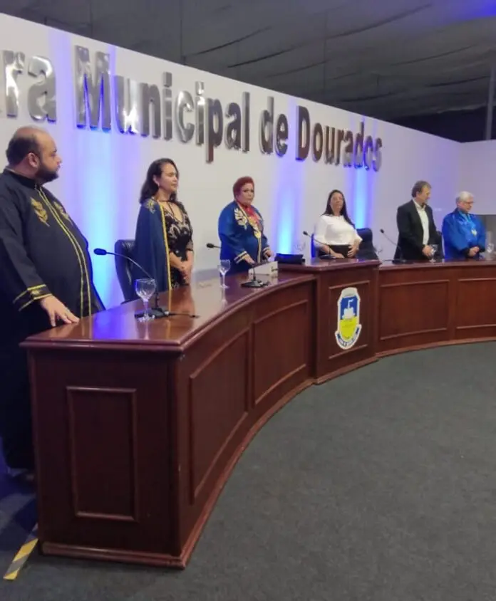 ALBD empossa cinco novos membros e imortaliza Ilson Boca Venancio ALBD empossa cinco novos membros e imortaliza Ilson Boca Venancio