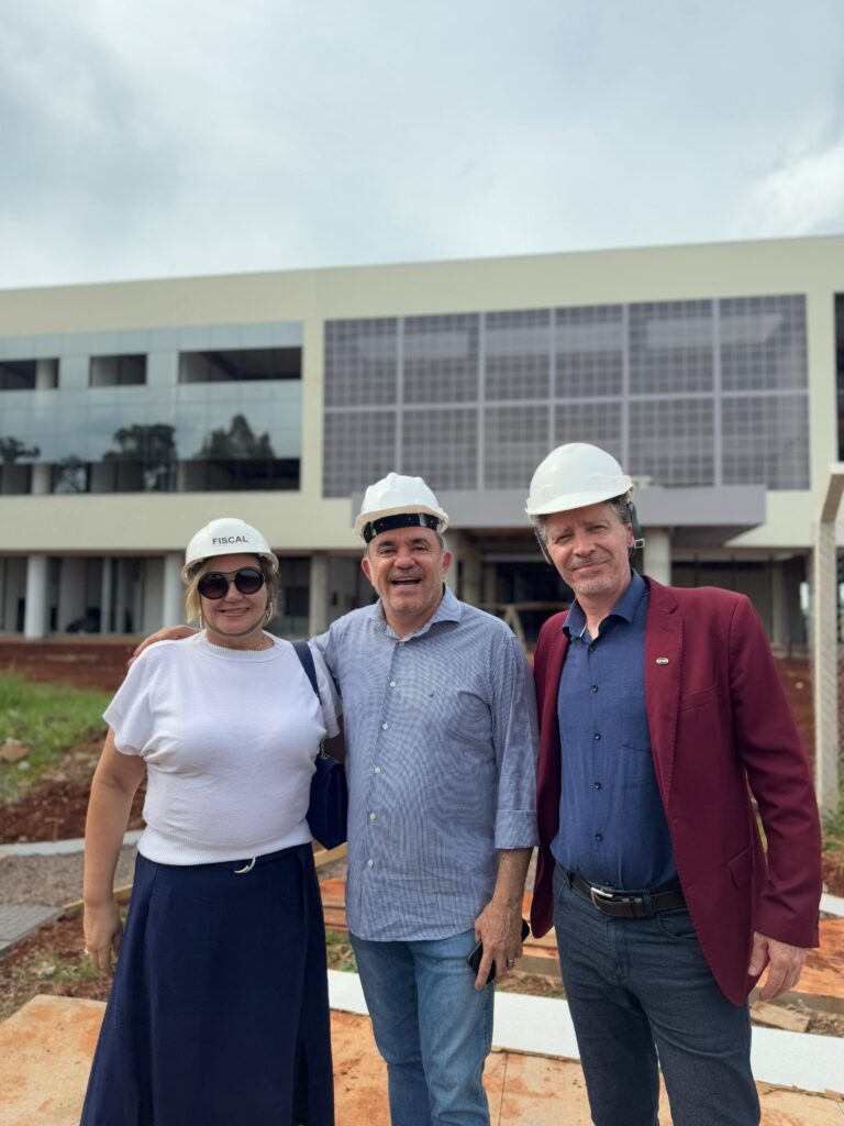 Em Dourados, Vander Loubet confirma que será candidato a senador 'do Lula', em 2026 Em Dourados, Vander Loubet confirma que será candidato a senador 'do Lula', em 2026
