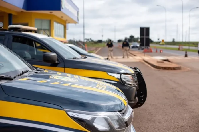 Homem é preso com carro roubado durante abordagem da PRF em Dourados
