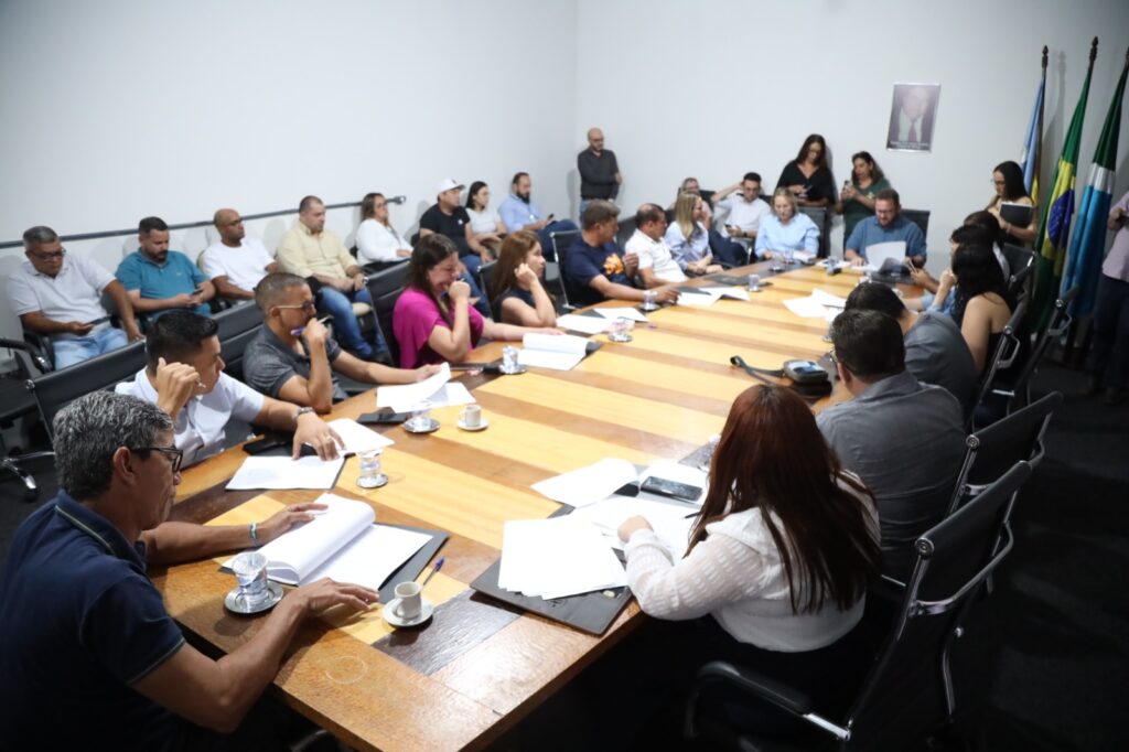 Dourados: eleitos serão diplomados na próxima 4ª-feira e tomarão posse na manhã de 1º de janeiro Dourados: eleitos serão diplomados na próxima 4ª-feira e tomarão posse na manhã de 1º de janeiro