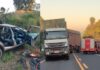 MS: motorista fica gravemente ferido após batida entre carro e carreta em rodovia