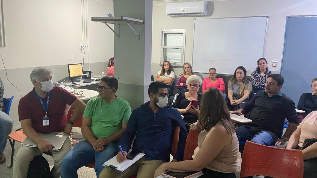 Dourados: casos de gripe disparam, superlotam HV e secretário determina medidas emergenciais Dourados: casos de gripe disparam, superlotam HV e secretário determina medidas emergenciais