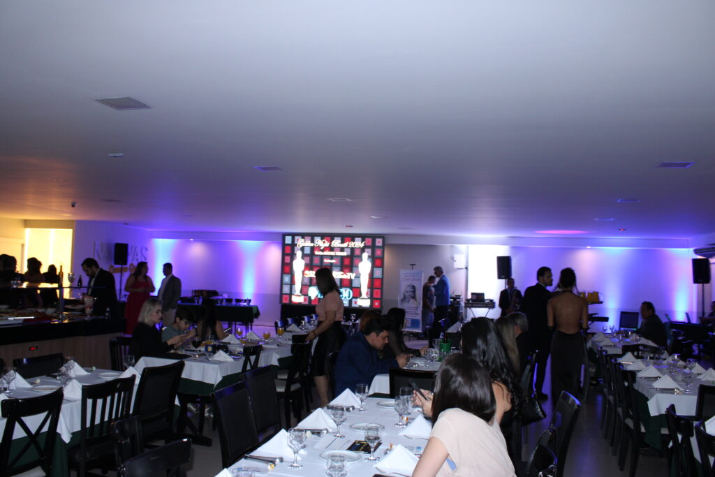 Projeto ‘Minha história em Campo Grande’ é apresentado na Golden Night; veja fotos Projeto ‘Minha história em Campo Grande’ é apresentado na Golden Night; veja fotos