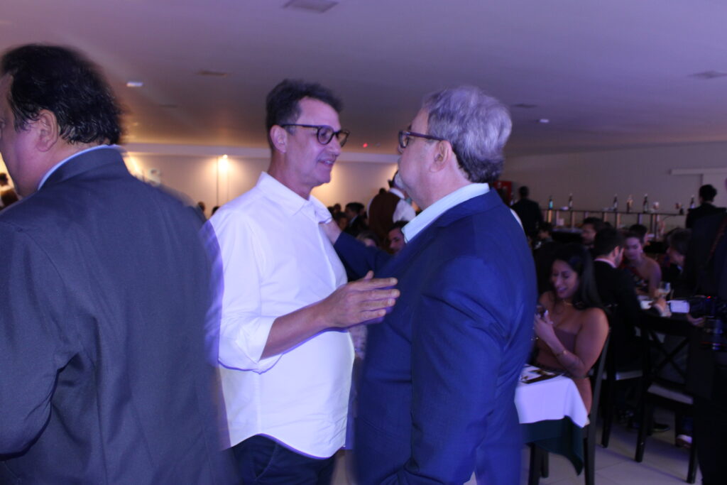 Projeto ‘Minha história em Campo Grande’ é apresentado na Golden Night; veja fotos Projeto ‘Minha história em Campo Grande’ é apresentado na Golden Night; veja fotos