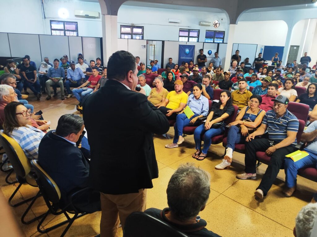 Ação 'Desenrola Brasil' em Rio Brilhante Facilita Renegociação de Dívidas Ação 'Desenrola Brasil' em Rio Brilhante Facilita Renegociação de Dívidas