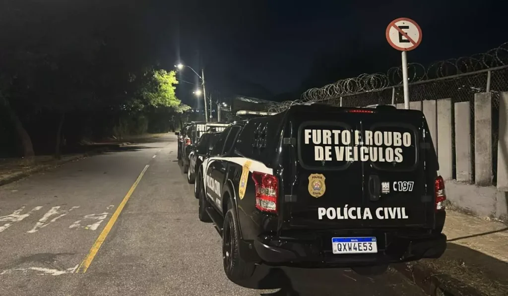 Como agia a ‘Gangue da Hilux’, que roubava carros e enviava para outro país Como agia a ‘Gangue da Hilux’, que roubava carros e enviava para outro país