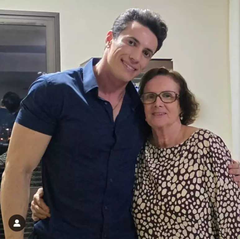 Irmã de médico suspeito de matar esposa envenenada também morreu com chumbinho Irmã de médico suspeito de matar esposa envenenada também morreu com chumbinho