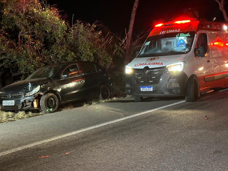 Idosos e bebê morrem em grave acidente entre 3 veículos em; veja as fotos Idosos e bebê morrem em grave acidente entre 3 veículos em; veja as fotos