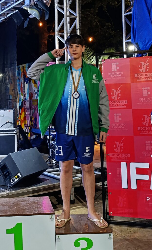 Jovens atletas do IFMS Dourados conquistam 15 medalhas em jogos estaduais Jovens atletas do IFMS Dourados conquistam 15 medalhas em jogos estaduais
