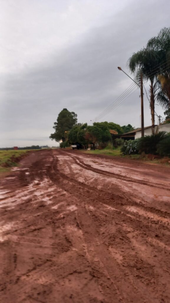 CCR MSVia promete fresa asfáltica para recuperar ruas das Sitiocas Campo Belo CCR MSVia promete fresa asfáltica para recuperar ruas das Sitiocas Campo Belo
