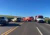 Ambulância com grávidas tomba em acidente na rodovia; uma pessoa morreu
