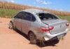 Adolescente de 13 anos pega carro escondido de pai e morre após capotar veículo