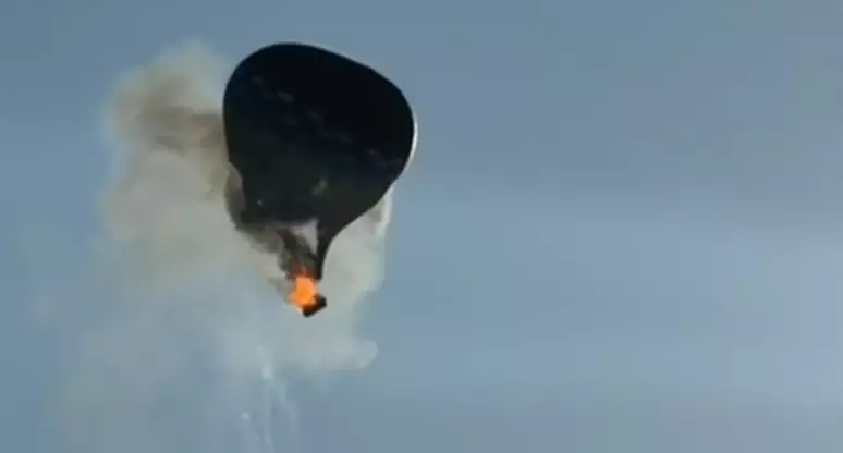 Sobrevivente que pulou do balão em chamas em SC afirma que lama amorteceu a queda Sobrevivente que pulou do balão em chamas em SC afirma que lama amorteceu a queda
