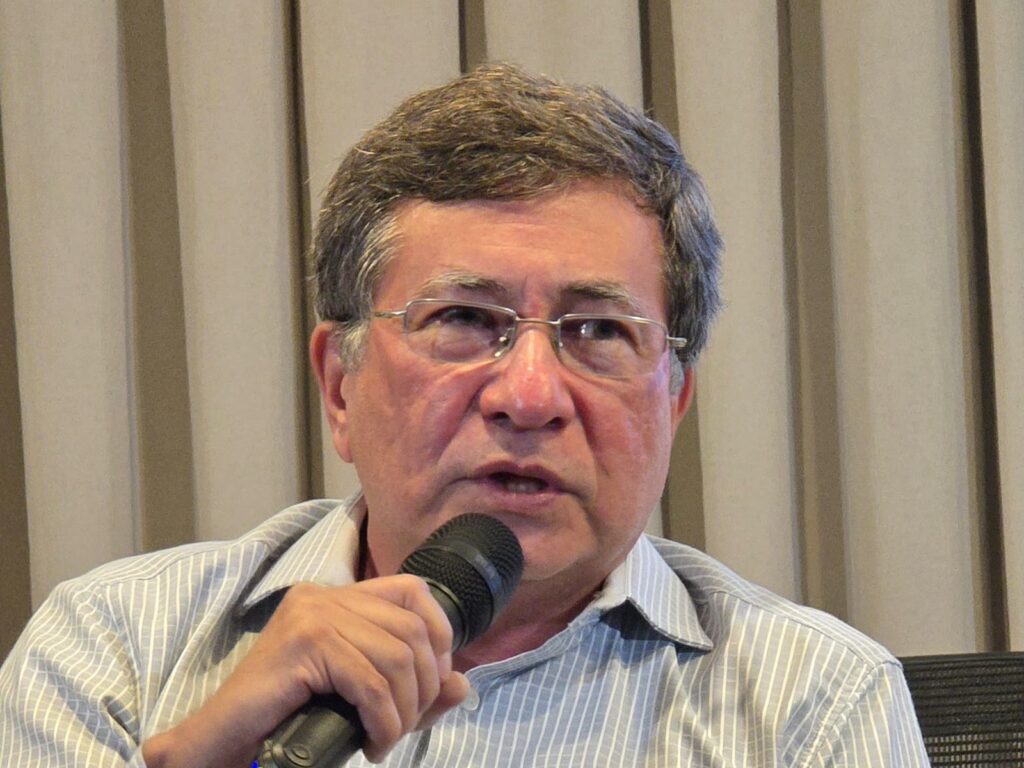 Roda Acadêmica: Estevão, Nolasco e Medeiros ilustram legado de Hernâni Donato Roda Acadêmica: Estevão, Nolasco e Medeiros ilustram legado de Hernâni Donato