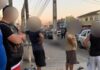 Vídeo: homem é executado com oito tiros ao sair de barbearia em acerto de contas