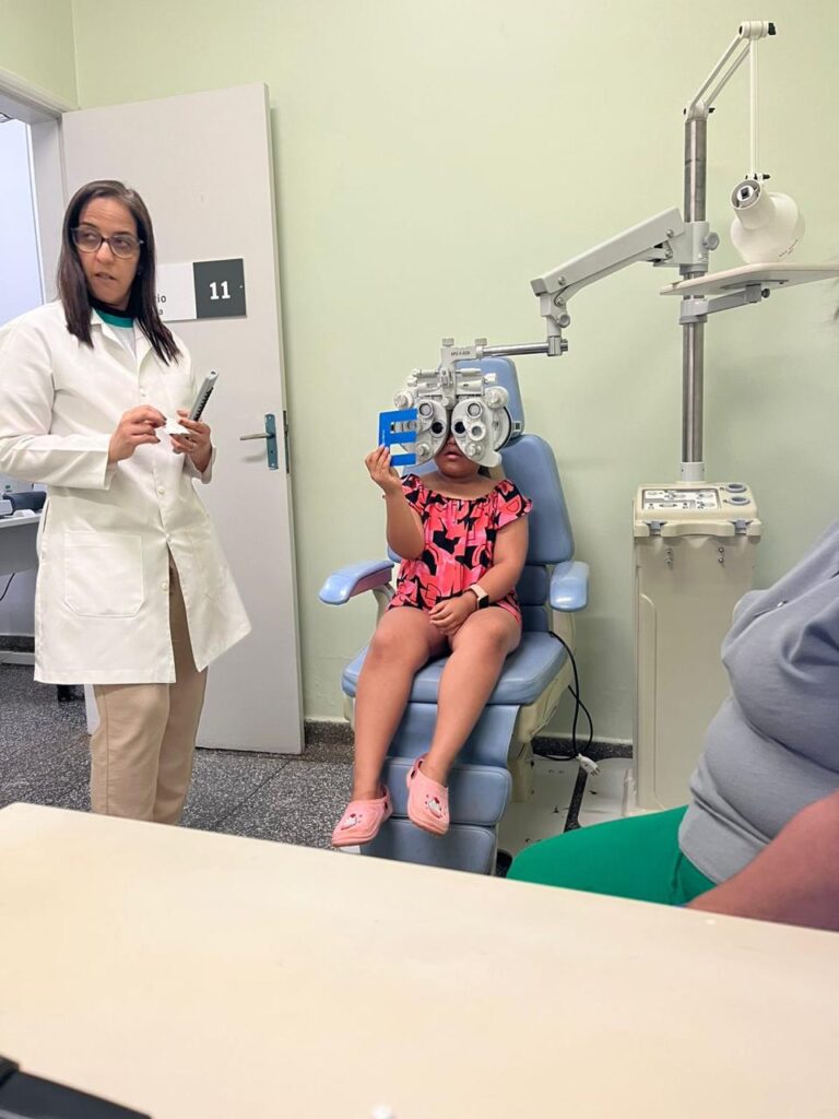 Projeto Olhos do Futuro participa de mutirão no HU-UFGD e amplia acesso à saúde ocular infantil
