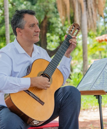 'Música, poesia e patrimônio imaterial', com Marcelo Fernandes, Delasnieve Daspet e Evandro Dotto