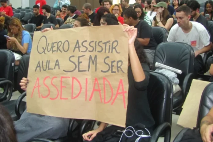 Estudantes-da-Unesp-acusam-professor-de-assedio-sexual-e-agressao