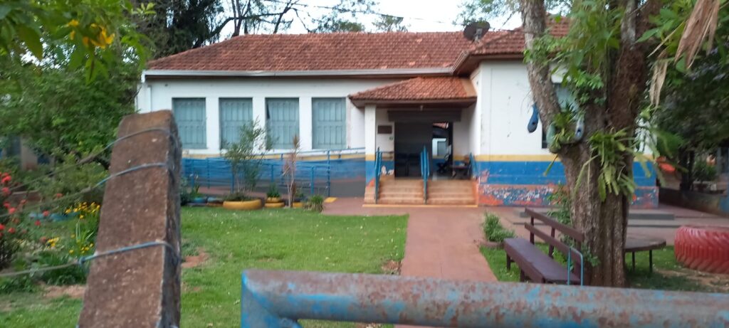 'Escola Geraldino Neves Corrêa', por José Tibiriça Martins Ferreira 'Escola Geraldino Neves Corrêa', por José Tibiriça Martins Ferreira
