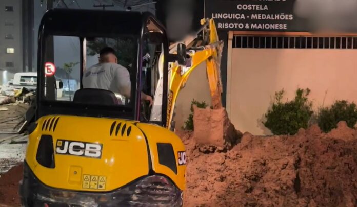 funcionario-soterrado-sanepar1