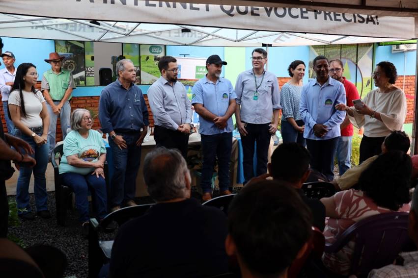 Inauguração da loja agropecuária do Assentamento Itamarati: a Agro Cooperai Inauguração da loja agropecuária do Assentamento Itamarati: a Agro Cooperai