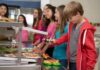 Doador anônimo quita dívidas de merenda escolar de todos os alunos