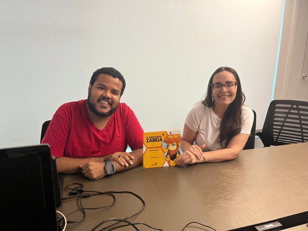 Escritora de Dourados lança 'Abelinha Zabeia', livro infantil premiado no Rio de Janeiro