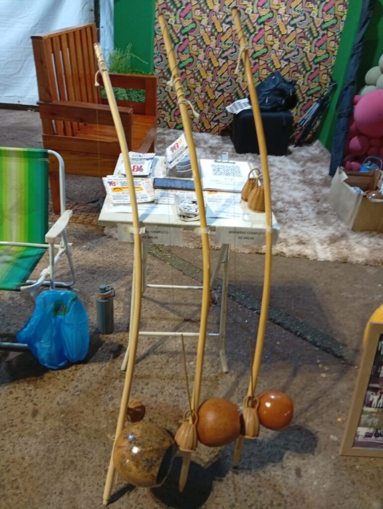 Comafro homenageia o Mestre Guerreiro com a 'Barraca do Mestre' por uma vida dedicada à capoeira e à comunidade
