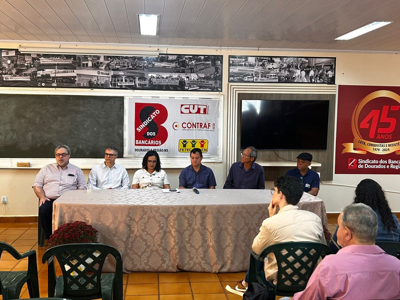Sindicato exalta história de luta e imprensa na celebração dos 40 anos do Jornal Bancário Sindicato exalta história de luta e imprensa na celebração dos 40 anos do Jornal Bancário