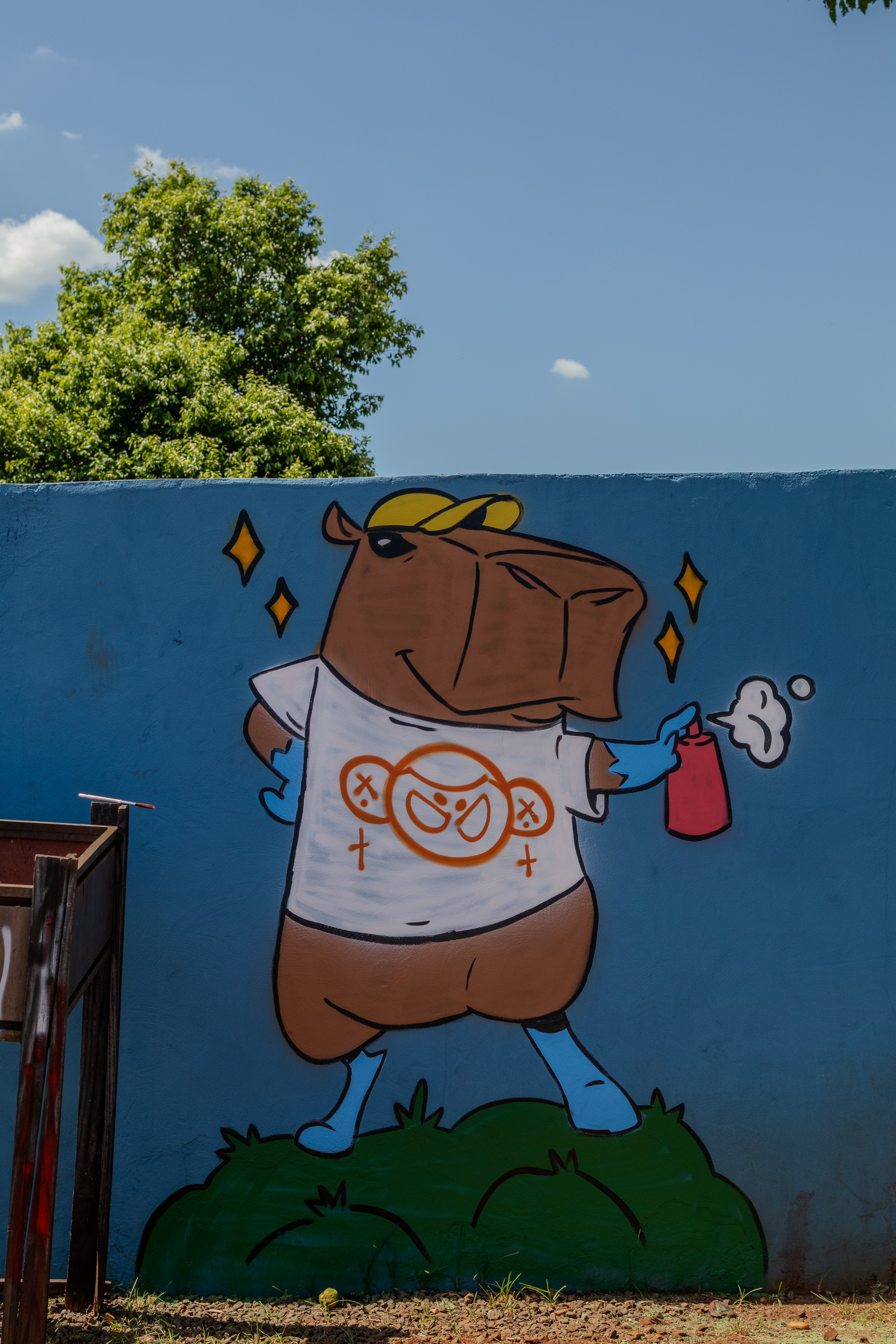 Artistas transformam o CEIM Professora Irany Batista de Matos em um grande mural coletivo