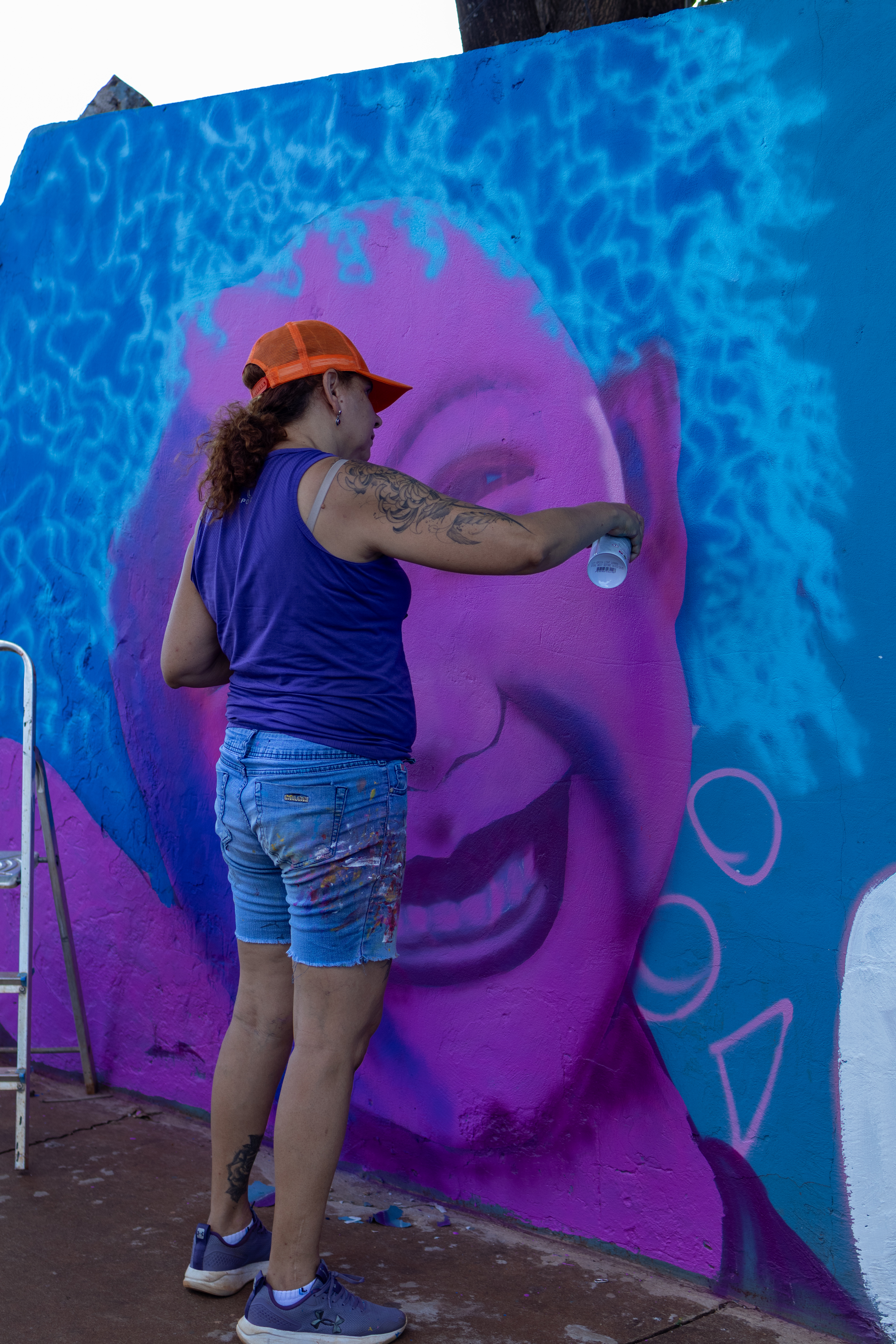 Artistas transformam o CEIM Professora Irany Batista de Matos em um grande mural coletivo