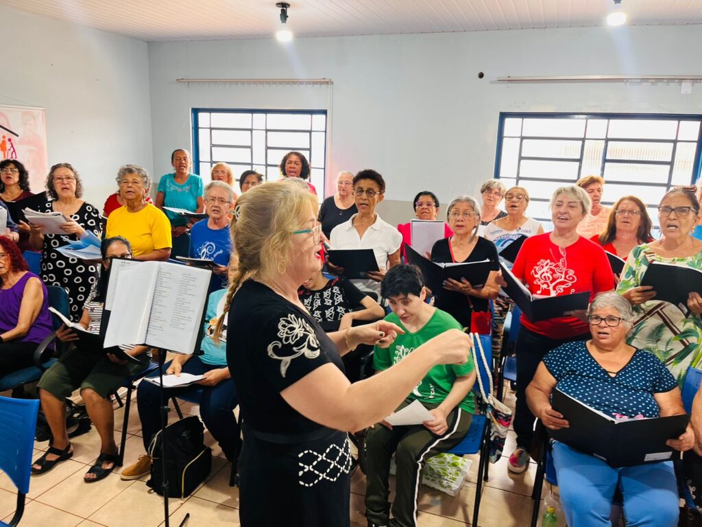 Projeto ‘É Por Você que Canto’ reúne vozes e emociona comunidade douradense