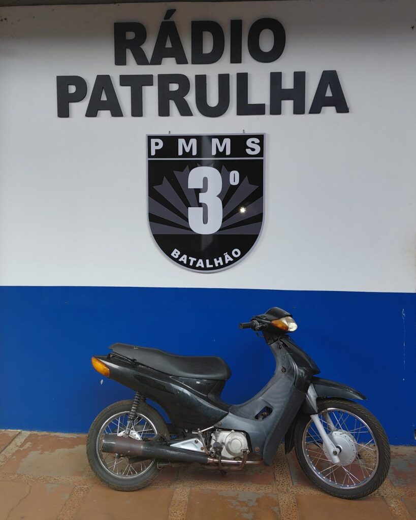 Dourados: policia recupera motocicleta furtada e apreende 3 celulares