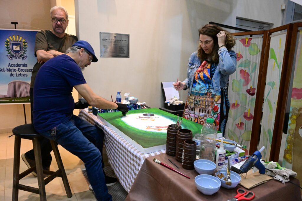 Palestras Imortais: Godofredo de Oliveira Neto defende autonomia da literatura no último Chá Acadêmico da ASL em 2025
