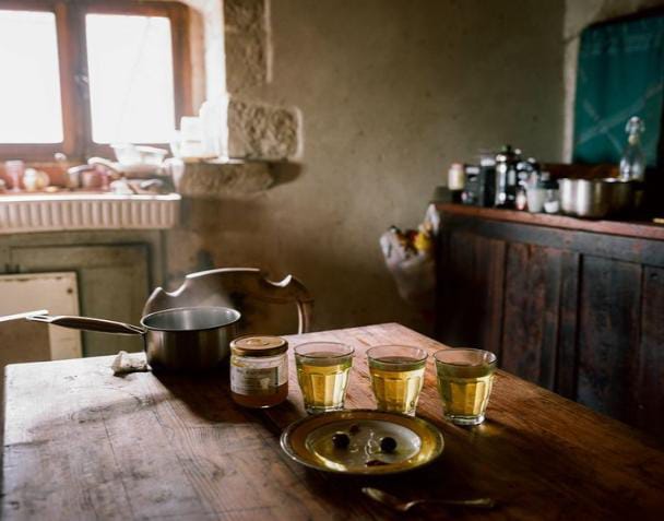 'O que os olhos não veem': fotógrafa francesa revela crenças e memórias em MS