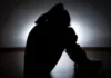Jovem de 19 anos é detido suspeito de estuprar a irmã de 5 anos em MS