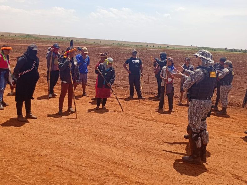 Caarapó: Aty Guasu denuncia tortura na retomada da Terra Indígena Guyraroká: “ato de terror”