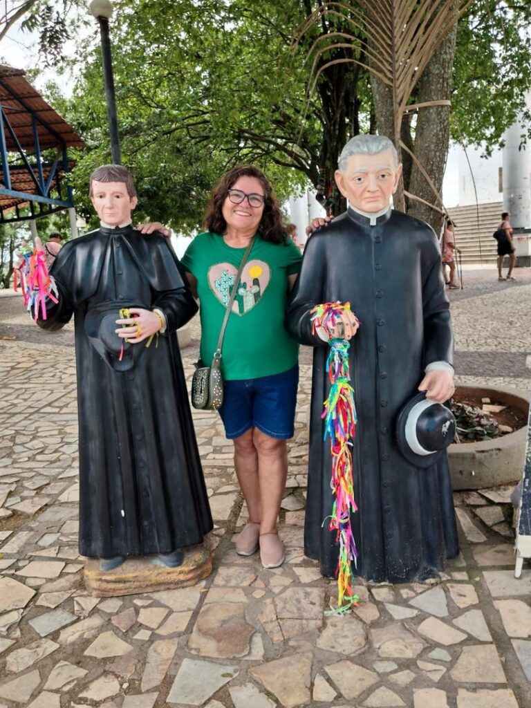 Cordelista de Dourados cruza o país, agradece Padre Cícero e é homenageada em festival nacional 