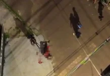 Homem é linchado por moradores após mostrar o pênis para crianças