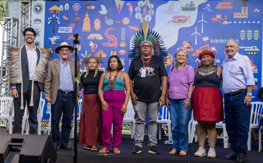 Em marcha, povos indígenas confrontam Congresso: os territórios indígenas não estão à venda