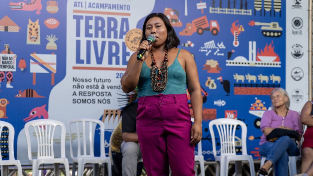 Em marcha, povos indígenas confrontam Congresso: os territórios indígenas não estão à venda